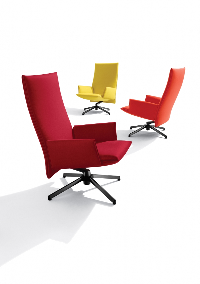 Knoll Pilot lounge chair