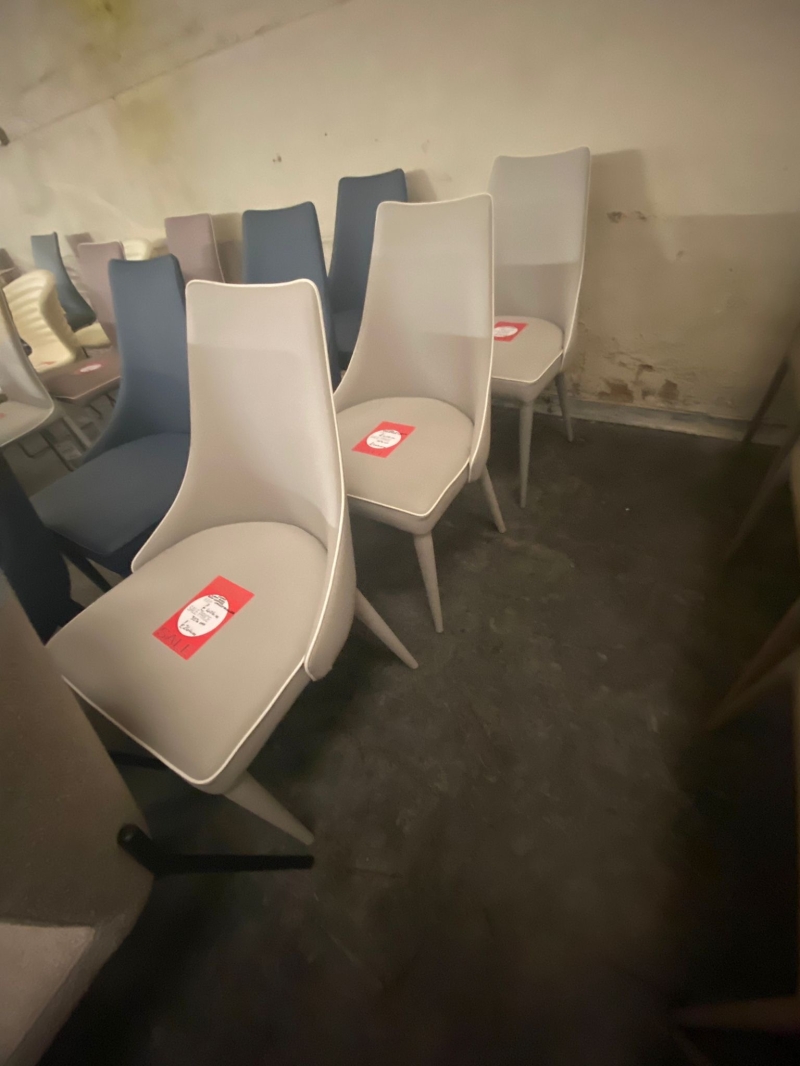 Bontempi Casa Clara Chairs in Light Grey 