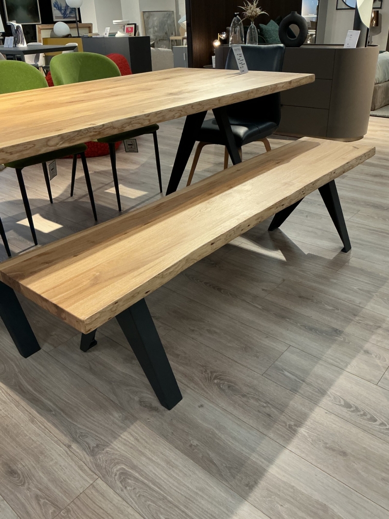 Chattels Delta Bench