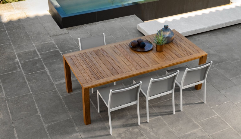 Talenti Ebi Dining Table