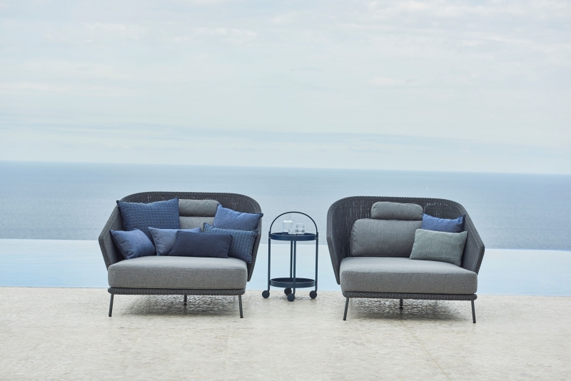 Cane-line Mega lounge chair, incl. grey Cane-line AirTouch cushions