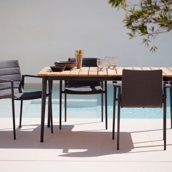 Cane-line Core Dining Table