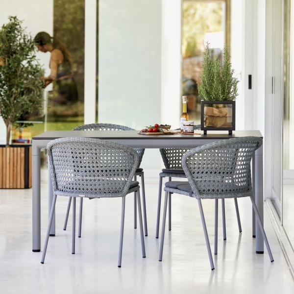 Cane-line Drop Dining Table