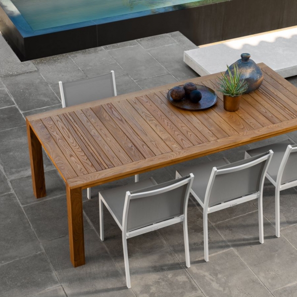 Talenti Ebi Dining Table
