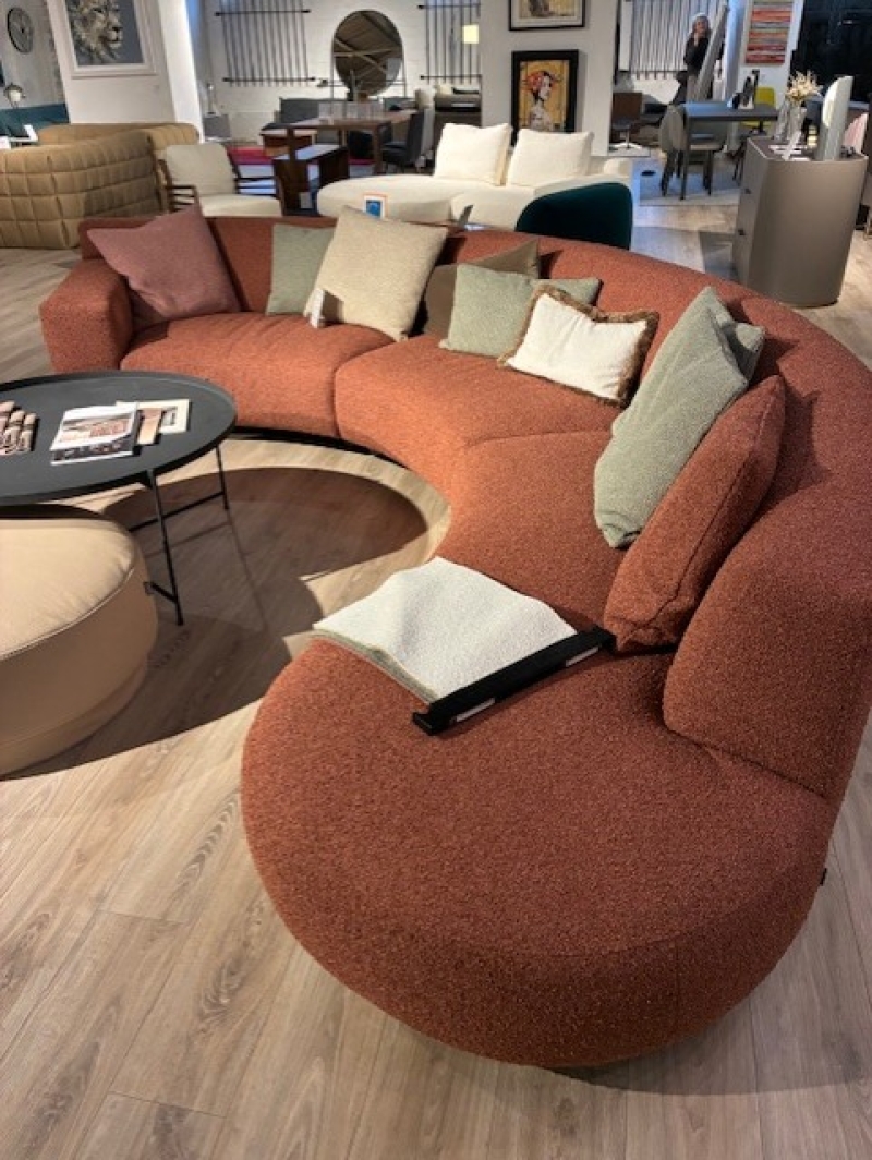 Chattels Vesta Round Sofa